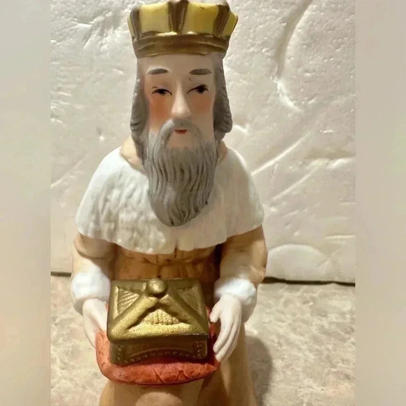 Home Interiors HOMCO #5599 Nativity Replacement Wise Man Kneeling Figurine 5.5" - Picture 3 of 6